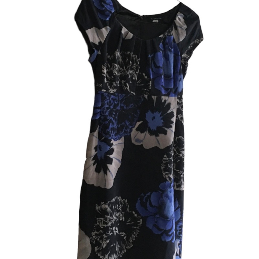 Elie Tahari dress for Nordstrom black with floral size small